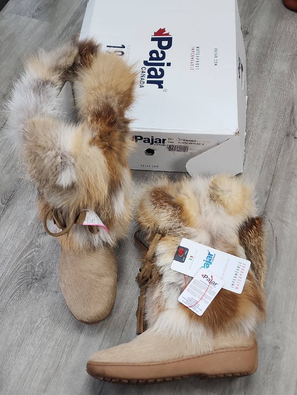 Pajar Tan Fur-Trim Winter Boots with Multi-Tone Fur
